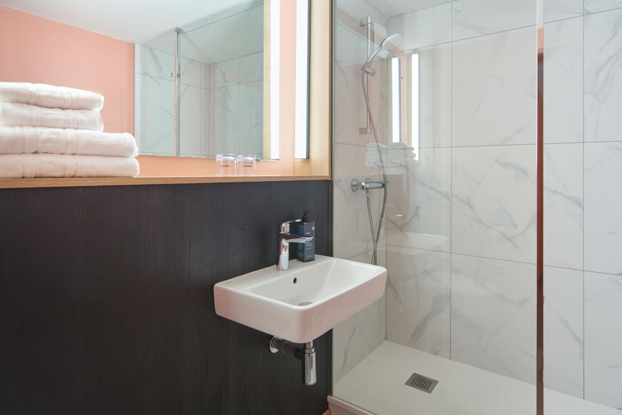 The Originals City, Hotel A Pic, Cherbourg Luaran gambar